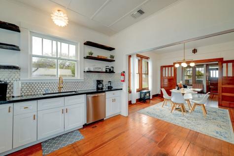 202 S Cherry Street Fredericksburg TX 78624