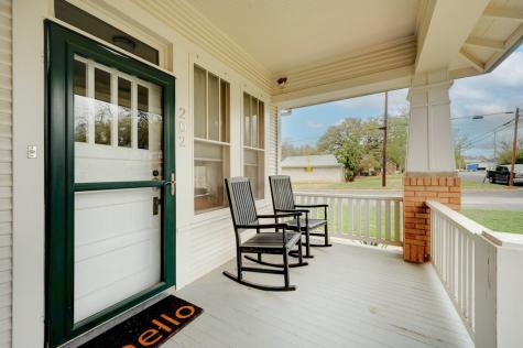202 S Cherry Street Fredericksburg TX 78624