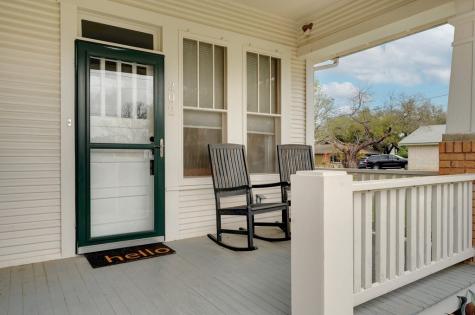202 S Cherry Street Fredericksburg TX 78624