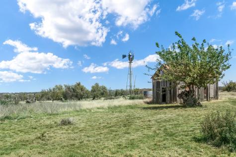 3527 Old Harper Road Fredericksburg TX 78624