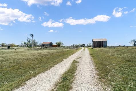3527 Old Harper Road Fredericksburg TX 78624