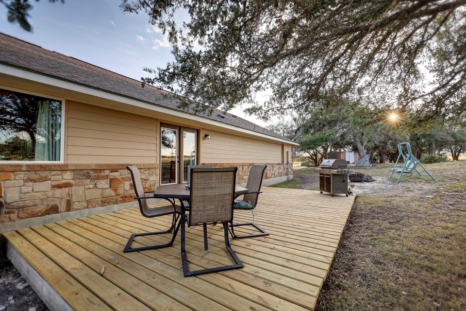 245 Big Sky Road Harper TX 78631