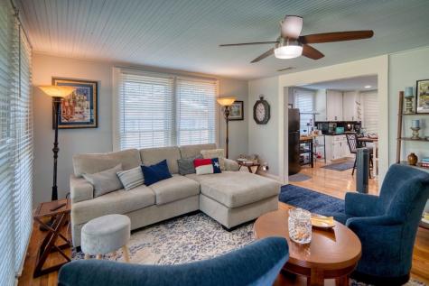 817 S Live Oak Street Mason TX 76856