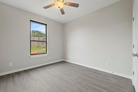 227 Riley Lane Fredericksburg TX 78624