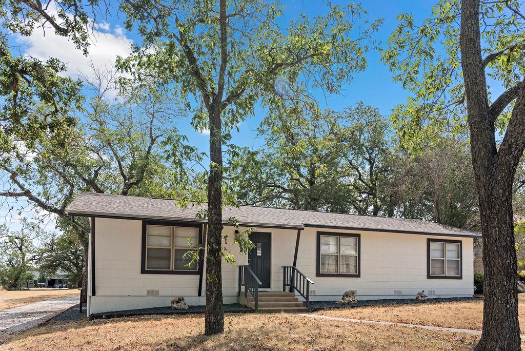 603 S Washington Street Fredericksburg TX 78624