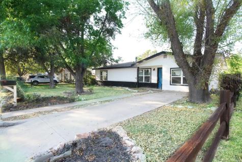 327 W Mulberry Street Fredericksburg TX 78624