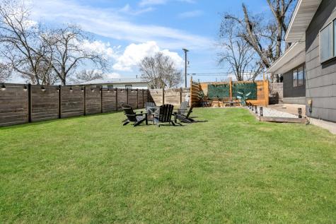 333 W Burbank Street Fredericksburg TX 78624