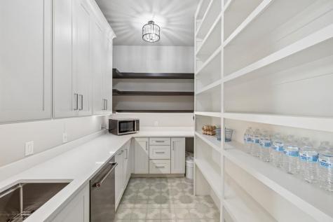 1051 N Cattlemans Crossing Drive Kerrville TX 78028