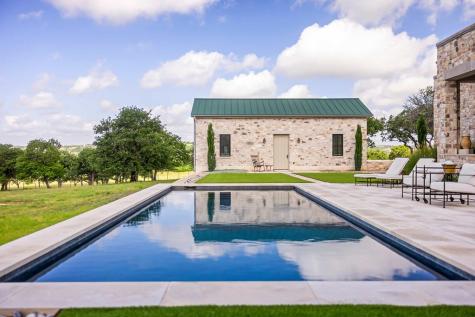 371 Achtzehn Road Fredericksburg TX 78624