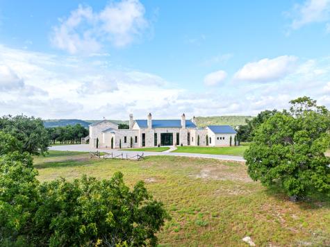 371 Achtzehn Road Fredericksburg TX 78624