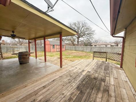 607 N Bowie Fredericksburg TX 78624