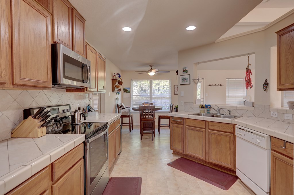 680 Wind Ridge Drive Harper TX 78631