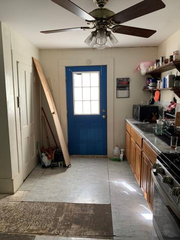 1104 S Pecan Street Brady TX 76825