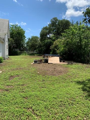 1104 S Pecan Street Brady TX 76825