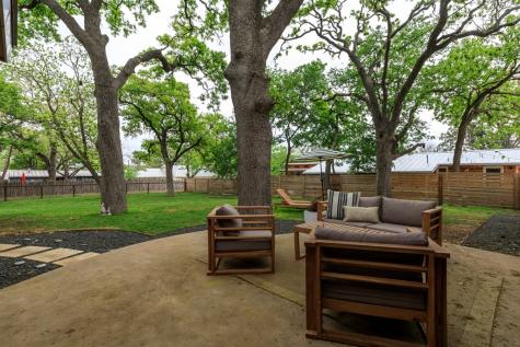 806 W Schubert Street Fredericksburg TX 78624