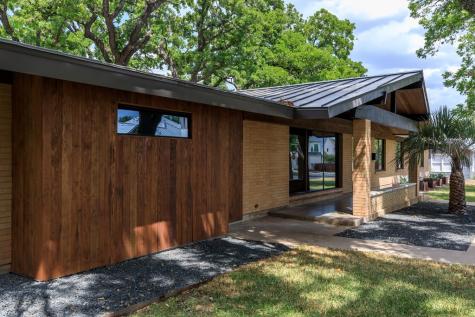 806 W Schubert Street Fredericksburg TX 78624