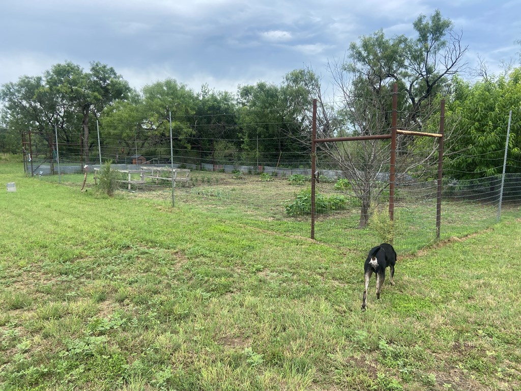 189 E Par-don Road Mason TX 76856