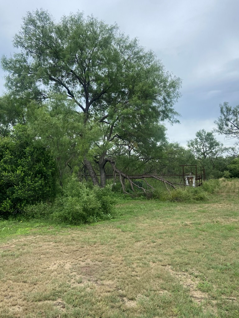 189 E Par-don Road Mason TX 76856