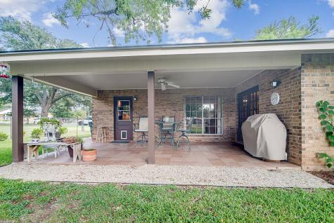 205 Crestwood Drive Fredericksburg TX 78624