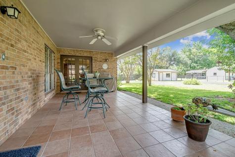 205 Crestwood Drive Fredericksburg TX 78624