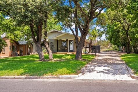 500 Cross Mountain Drive Fredericksburg TX 78624