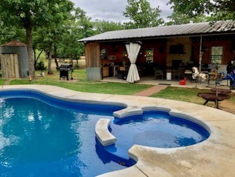 661 Sandy Lane Fredericksburg TX 78624