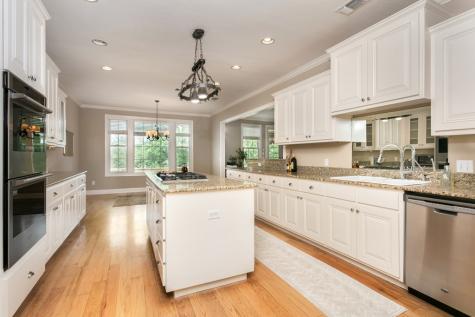 2306 Summit Forest Fredericksburg TX 78624