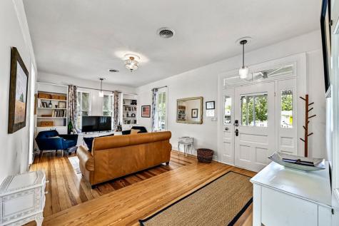 410 E Schubert Street Fredericksburg TX 78624