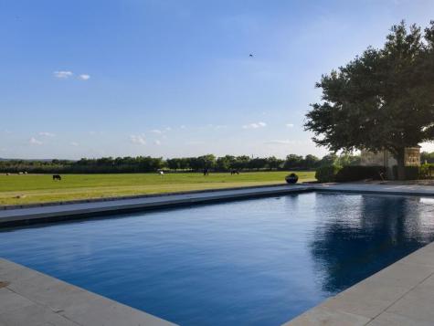 4900 E Goehmann Lane Fredericksburg TX 78624