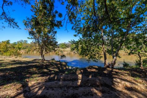 181 Ranch Road 1 Stonewall TX 78671