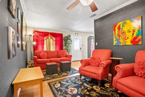 812 W Austin Street Fredericksburg TX 78624