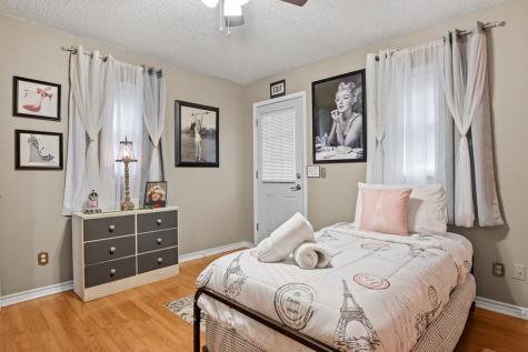 812 W Austin Street Fredericksburg TX 78624