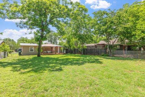 812 W Austin Street Fredericksburg TX 78624