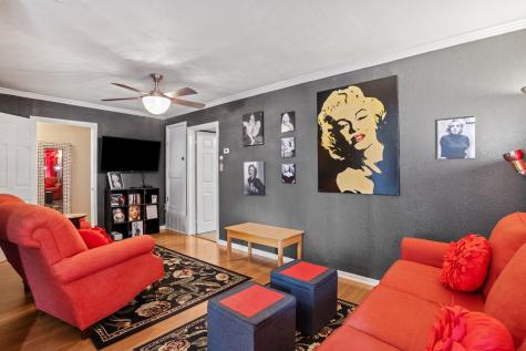 812 W Austin Street Fredericksburg TX 78624