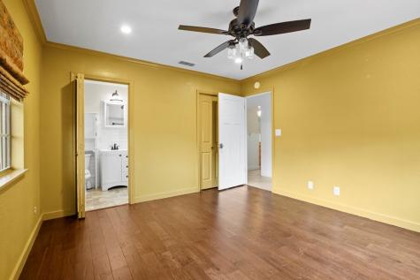 604 N Bowie Fredericksburg TX 78624