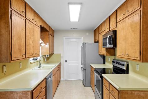 604 N Bowie Fredericksburg TX 78624