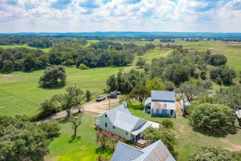 229 Sunday Circle Fredericksburg TX 78624