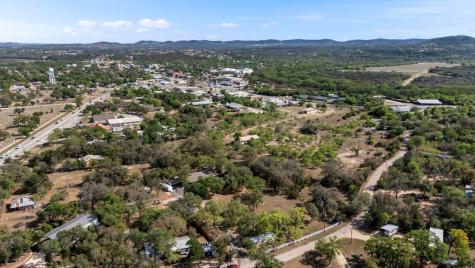 390 Galveston Street Bandera TX 78003