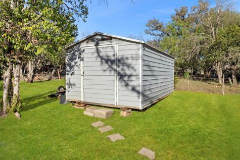 390 Galveston Street Bandera TX 78003