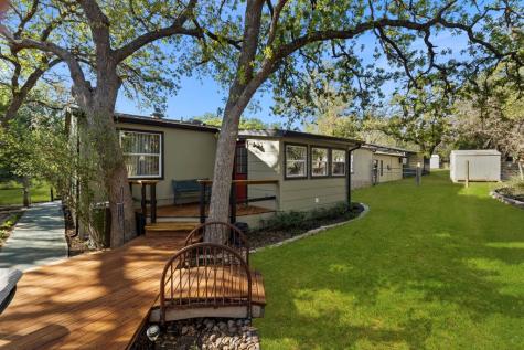 390 Galveston Street Bandera TX 78003