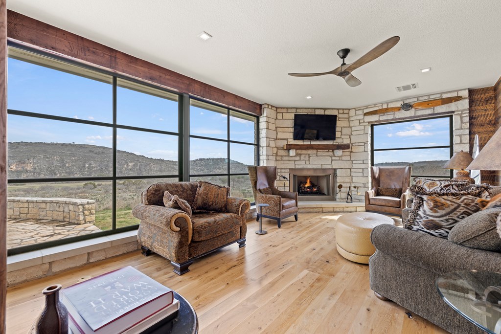 256 Persimmon Point Mason TX 76856