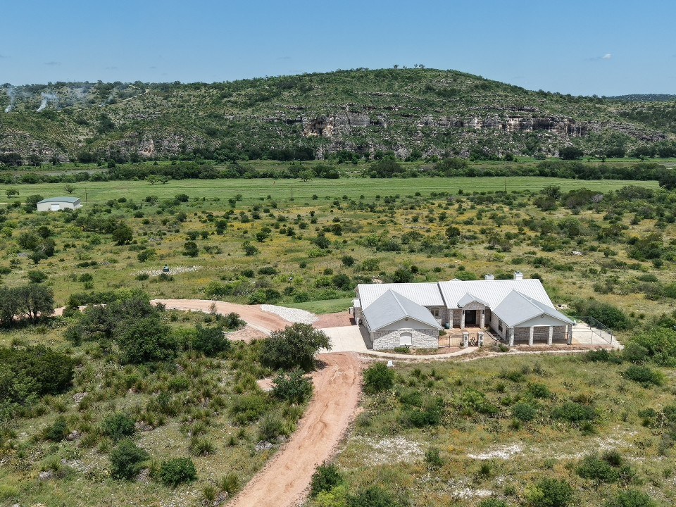 256 Persimmon Point Mason TX 76856