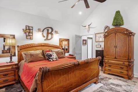 139 Armory Road Fredericksburg TX 78624
