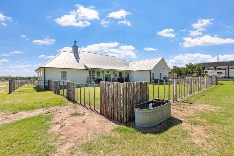 139 Armory Road Fredericksburg TX 78624