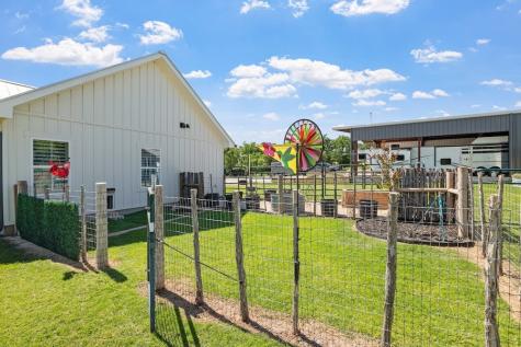 139 Armory Road Fredericksburg TX 78624