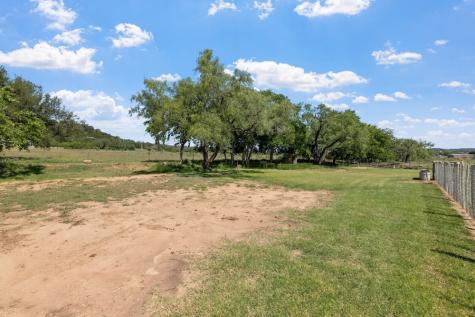 139 Armory Road Fredericksburg TX 78624