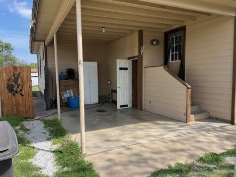 406 W 8th Street Brady TX 76825