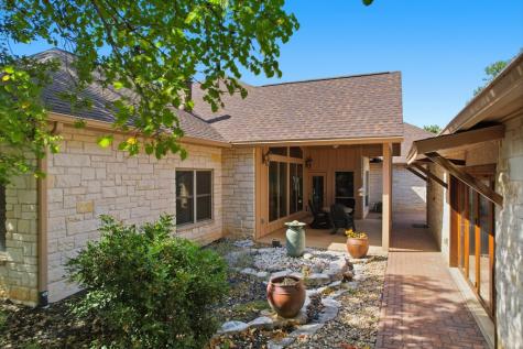 2140 Hedgestone Fredericksburg TX 78624