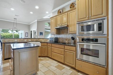 2140 Hedgestone Fredericksburg TX 78624