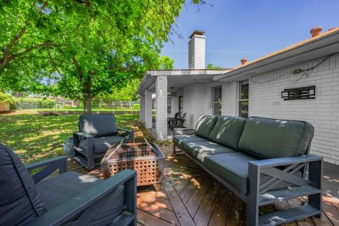 111 Edgewood Drive Fredericksburg TX 78624